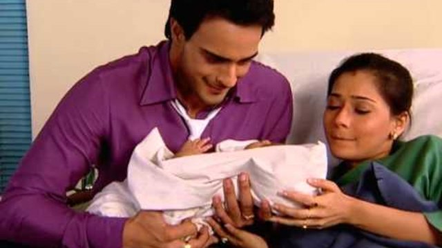Sapna Babul Ka...Bidaai - Episode 631 : Sadhana delivers a baby.