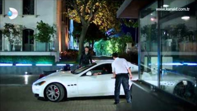 Любов - С Хазал Кая, Епизод 3 (Цял Епизод)