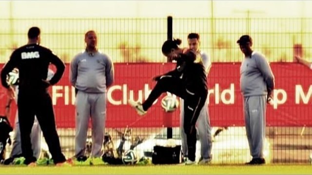 Ronaldinho Freestyle in Marakech || Training Day || HD