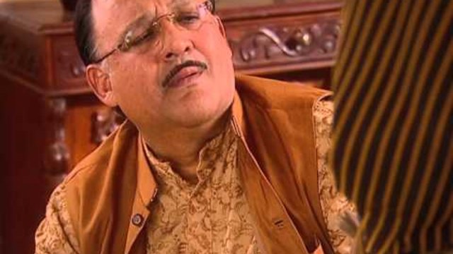 Цветовете на любовта -  258 еп. цял- Satyen казва Амбика, че тя не трябва да се притеснява за Ragini.