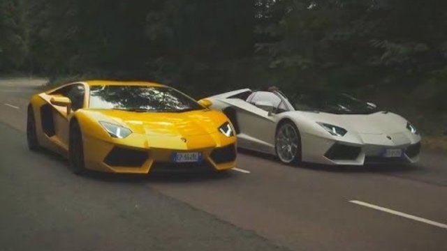 Lamborghini Aventador Roadster vs Aventador coupe - full length challenge video