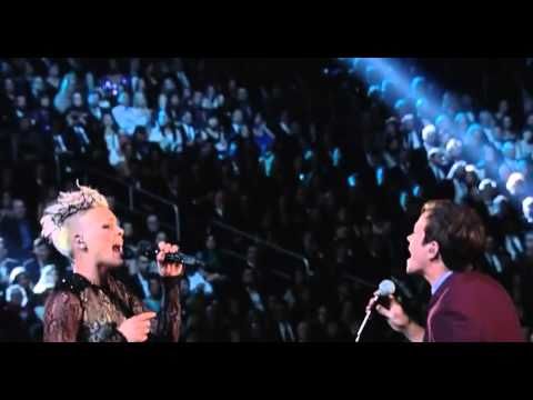 P!nk &amp; Nate Reuss performing live at The Grammy's 2014 - 'Just Give Me A Reason'