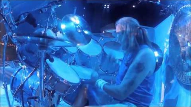 Iron Maiden - Fear Of The Dark [Donington 2013] Full HD
