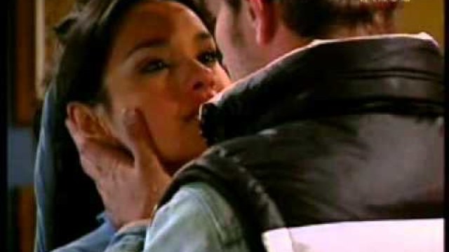 Трудна Любов - Епизод 35 (Amores De Mercado Capítulo 35)