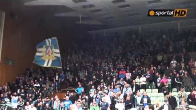 Ултрасите на Левски и Черно море псуват Бареков