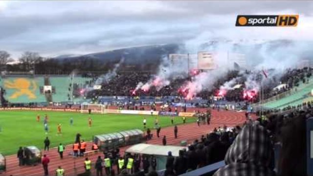 Факли в синята агитка срещу ЦСКА