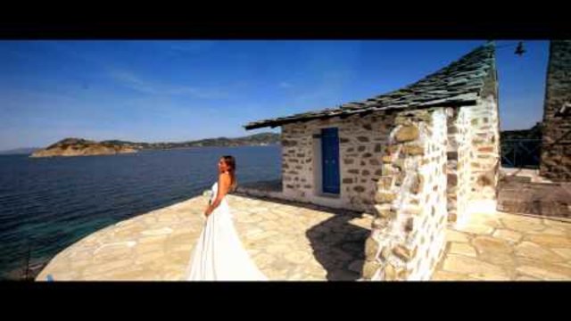 Δέσποινα Βανδή - Το νησί | Despina Vandi - To nisi - Official Video Clip (HQ)