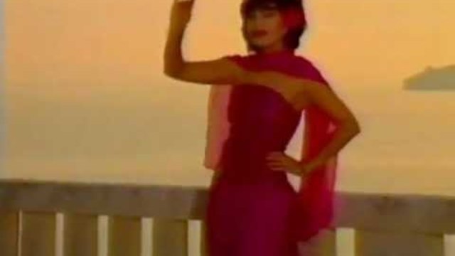 Neda Ukraden - Ne miriši zumbule (official spot) 1989.  HQ