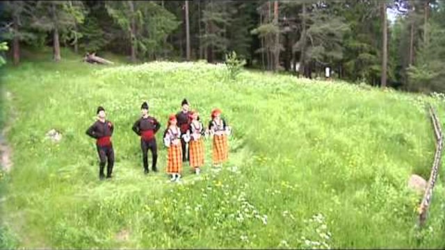 Росица Пейчева   Стига Ми Се, Момне ле, Навдигай  720p