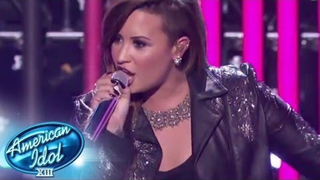 Idol Finale - Demi Lovato &amp; Top 13 Girls &quot;I Really Don't Care&quot; and &quot;Neon Lights&quot;