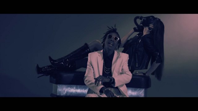 Премиера/ Juicy J feat. Wiz Khalifa - Smoke A Nigga 2014 Официално Видео