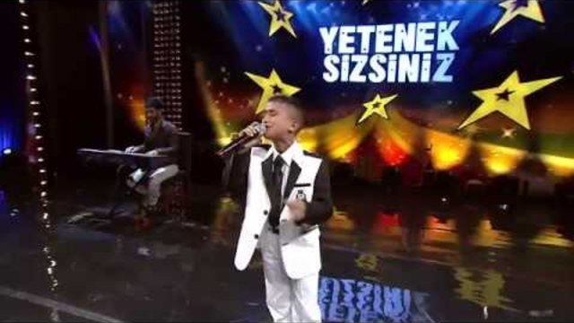 Уникално пеене.. Турция търси талант !