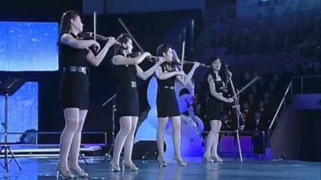 Moranbong Band concert - A New Year performance &quot;Following the Party to the End&quot;