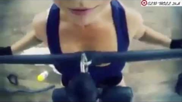 Hotgirl ngực to đi tập Gym