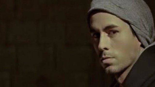 Enrique Iglesias ft. Yandel &amp; Juan Magan - Noche Y De Dia (Official Video)