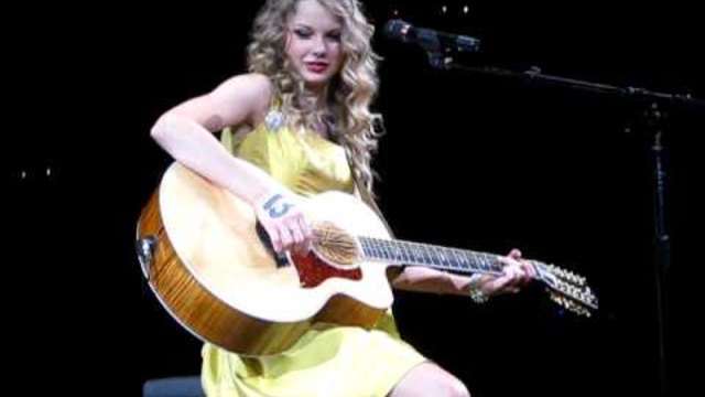 Taylor Swift - Fifteen Live