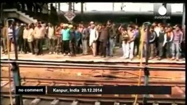 Маймуна спасява живота на друга маймуна