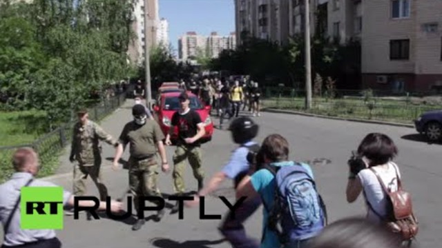 Ukraine radicals clash with police, LGBT activists at gay pride rally in Kiev
