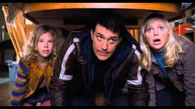 Scary Movie 4 2006 DVDRip BGAudio