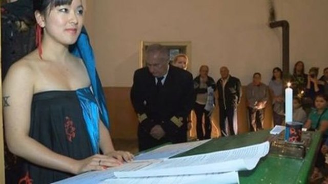 Китайка се омъжи за себе си в българско село до Велико Търново
