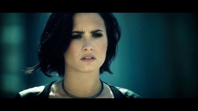 Demi Lovato - Confident (2015 Official Video)