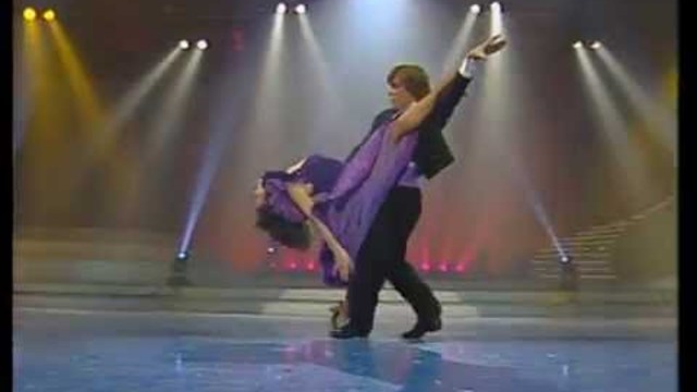 BALLET ENTRE AMIGOS "MAMBO"