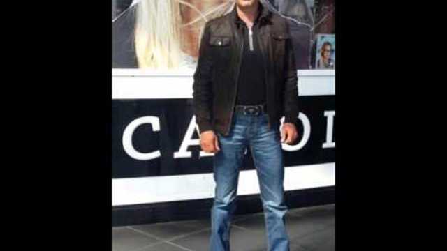 Игорь Ашуров  -  Я ТЕБЯ ЛЮБЛЮ