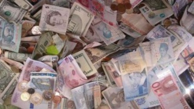 Дете намери 54 000 евро и ги върна на собственика им