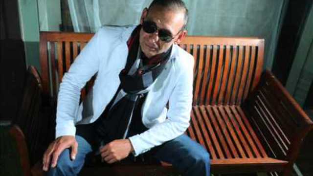 ИГОРЬ АШУРОВ  -  МНЕ БЫ