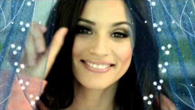 МУХТАР ХОРДАЕВ  -  СЧАСТЬЕ  УЛЫБНЕТСЯ