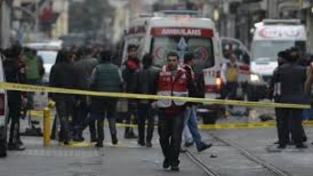 Взрив разтърси Бурса (ВИДЕО) Самоубийствен атентат в Бурса - 12 ранени