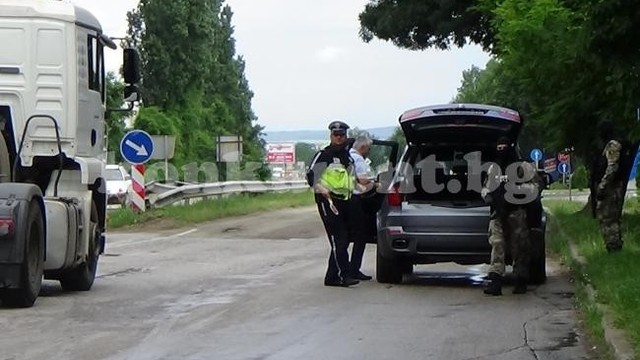 Зрелищна полицейска акция във Враца