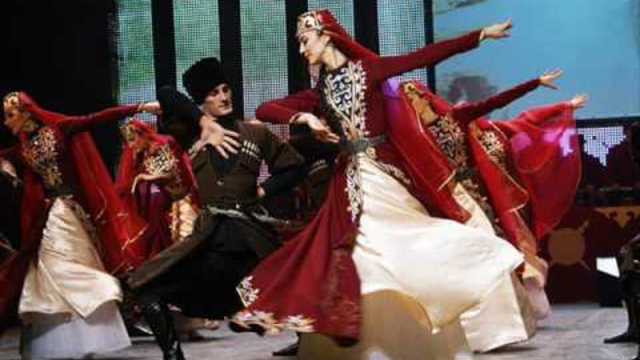 ИГОРЬ АШУРОВ   -   Горско еврейская  лезгинка