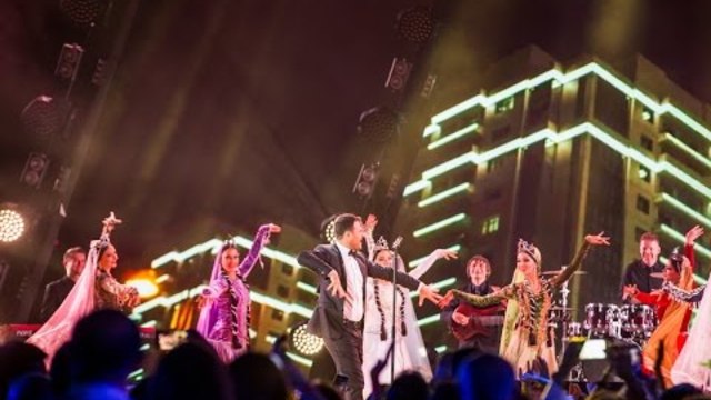 EMIN   -   Сбежим в Баку