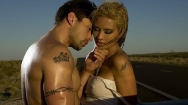 АЛЕКСАНДРА КИРА и ПОДЛИНА РЯЗАНСКАЯ  -  Опадают листья в сентябре