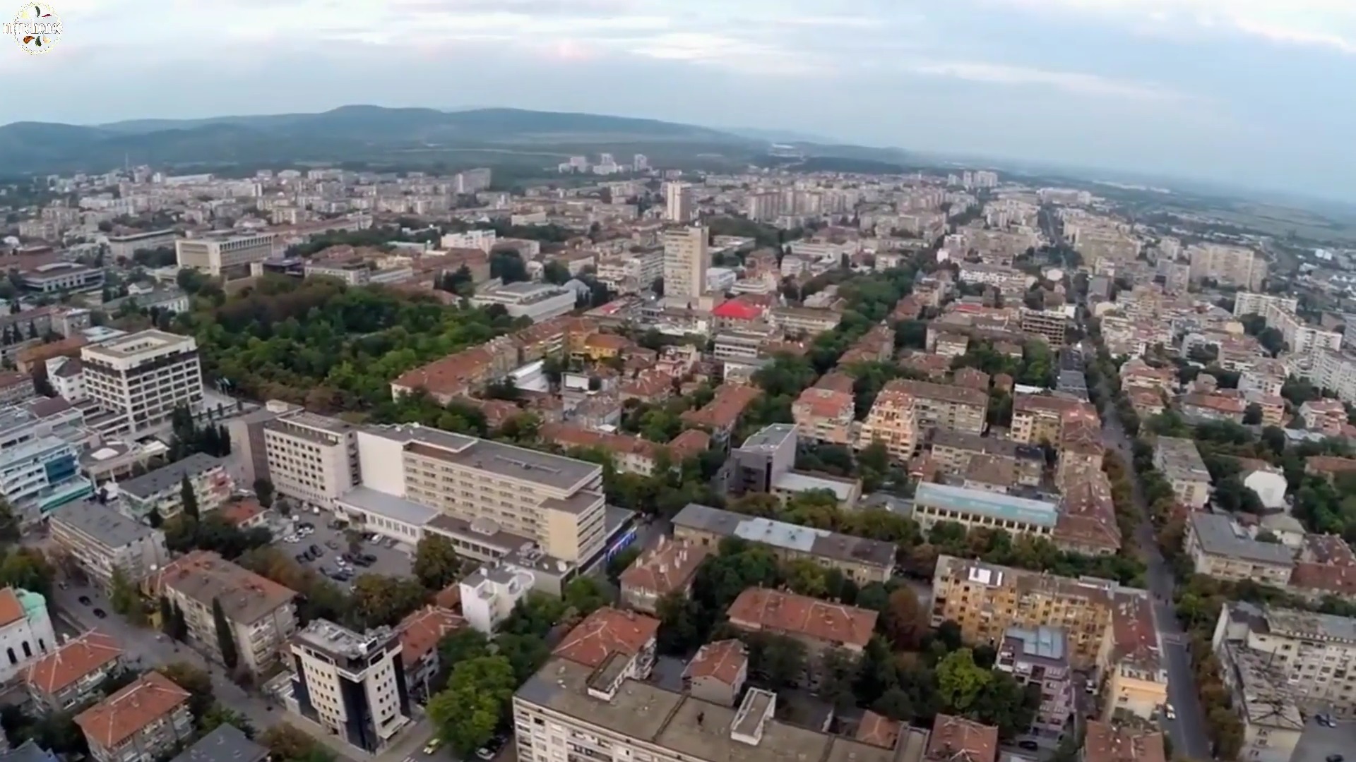 Стара над. Стара Загора город в Болгарии. Стара Загора Болгария достопримечательности. Стара-Загора Болгария фотосток. Стара Загора Болгария люди.