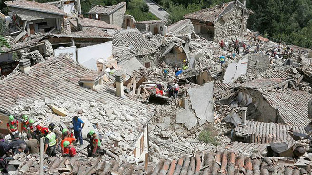 6,5 по Рихтер удари Централна Италия, разрушени са цели села