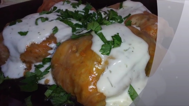 Сарми от кисело зеле с кайма в гювеч