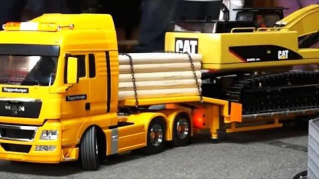 The Yellow Excavator digging & Little Truck help Cars & Trucks for Kids Diggers Cartoons