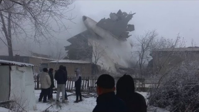 Самолетна катастрофа в Киргизстан! Dozens killed in Kyrgyzstan plane crash