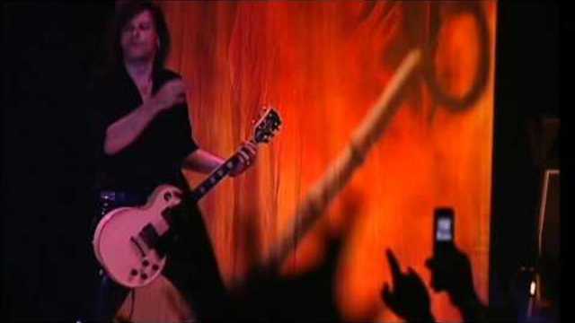 HELLOWEEN - A Tale That Wasn't Right (Live On 3 Continents) HD + lyrics