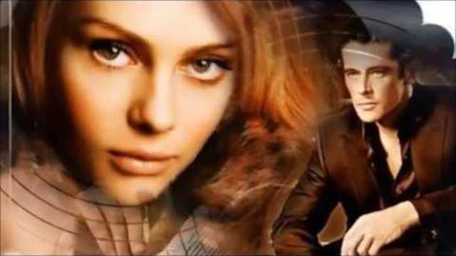 Андрей Шпехт   -   Она Кого то Ждёт