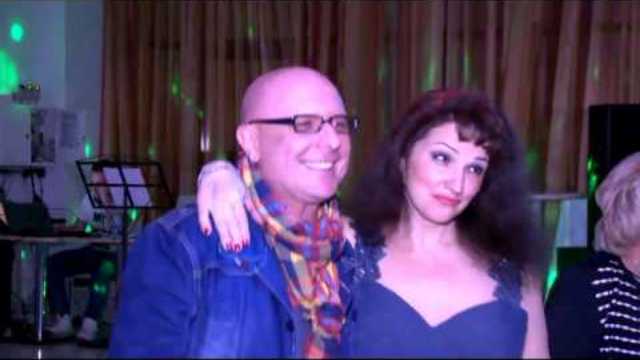 Валерий Палаускас   -   ОБНИМАЮ И ЦЕЛУЮ