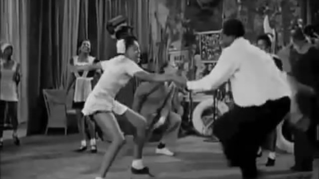 Whitey's Lindy Hoppers (Hellzapoppin' 1941)