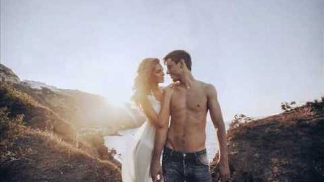 ИГОРЬ АШУРОВ  -  НЕ СВОДИ С УМА