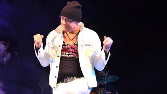 Валерий Палаускас   -   Приворожила  СУКА