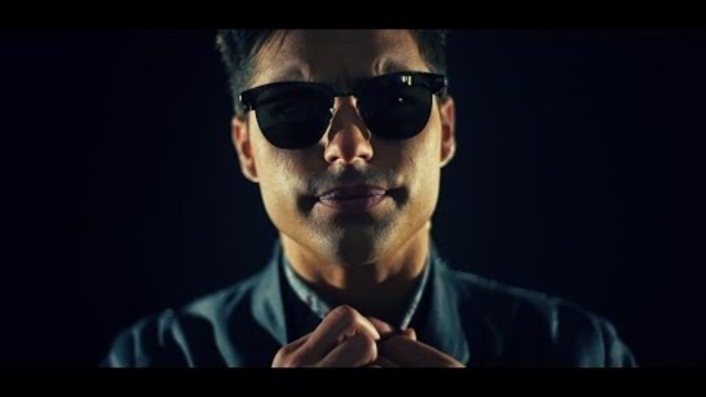 Eric Saade - Girl from Sweden [официално видео]