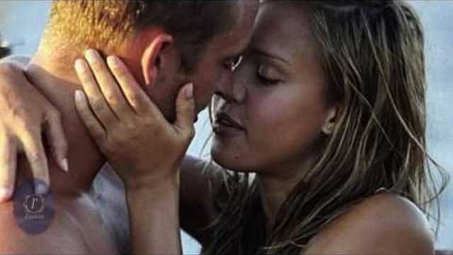 АНАНАСТАСИЯ ВАСИЛЕНКО   -    ЦЕЛУЙ МЕНЯ НЕЖНО