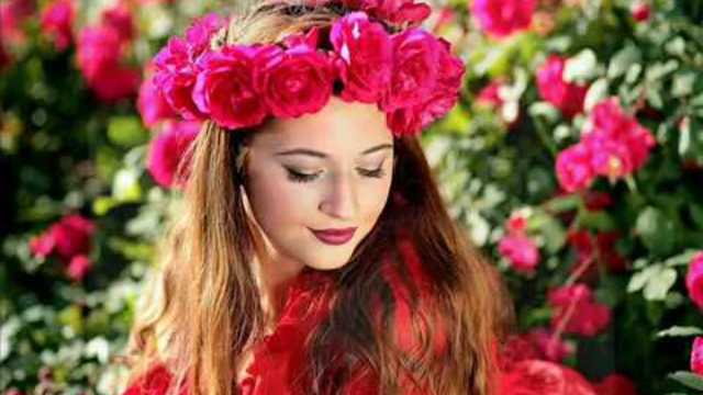 ИГОРЬ АШУРОВ  -  ВСЕ ЦВЕТЫ К ТВОИМ НОГАМ