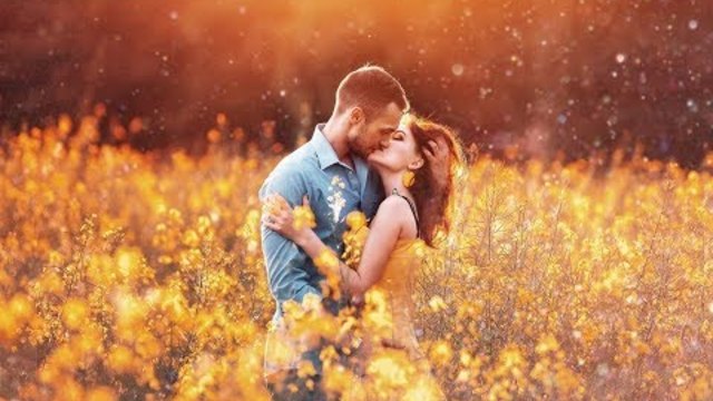 СЕРГЕЙ ЛУКАШИН  -  ЛЮБЛЮ ТЕБЯ ОДНУ